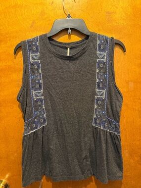Free People "Marcy" embroidered peplum tank top grey/blue tank size medium